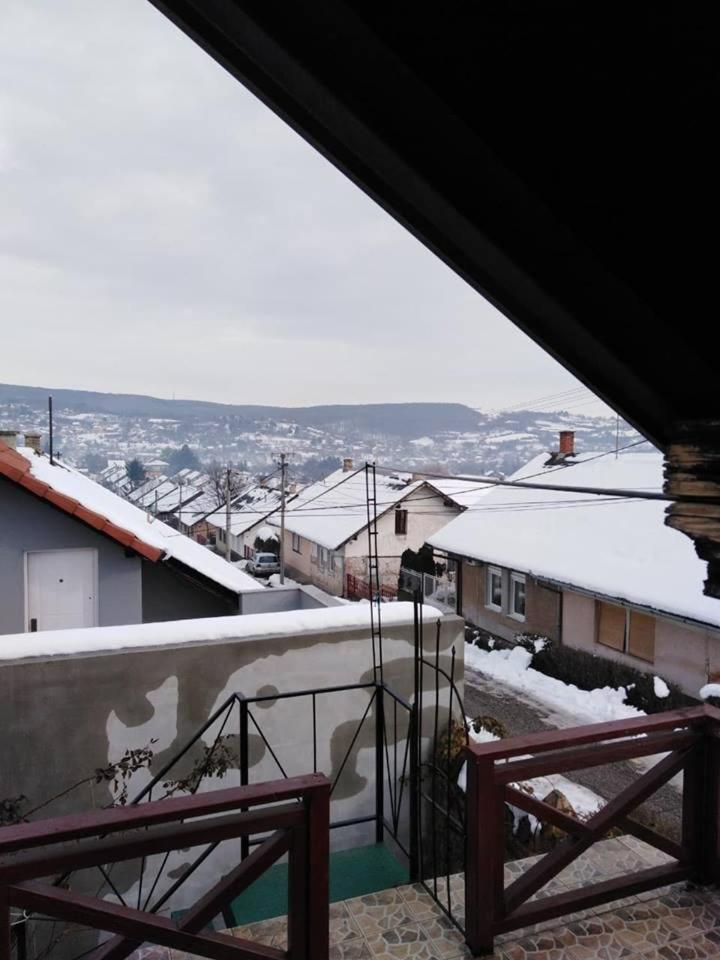 Apartman Vrdnicak Vrdnik Exterior photo